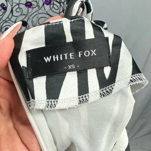 White Fox black and white zebra print halter mini dress size XS - Picture 11 of 13